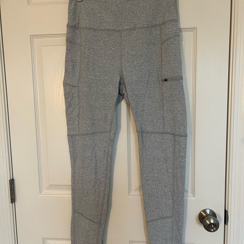 Kyodan Outdoor Gray High-Waist Leggings with Zip Pocket – Size L